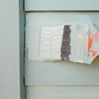 How to Maintain Your Home’s Exterior Paint for Long-Lasting Protection