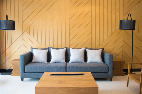 How to Choose the Right Color Scheme for Open-Concept Living Spaces