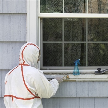 How Does Get Fresh Paint Handle Lead Paint Removal Safely?